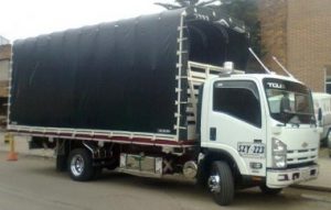 Carrocería de estacas para Chevrolet NQR 6 toneladas